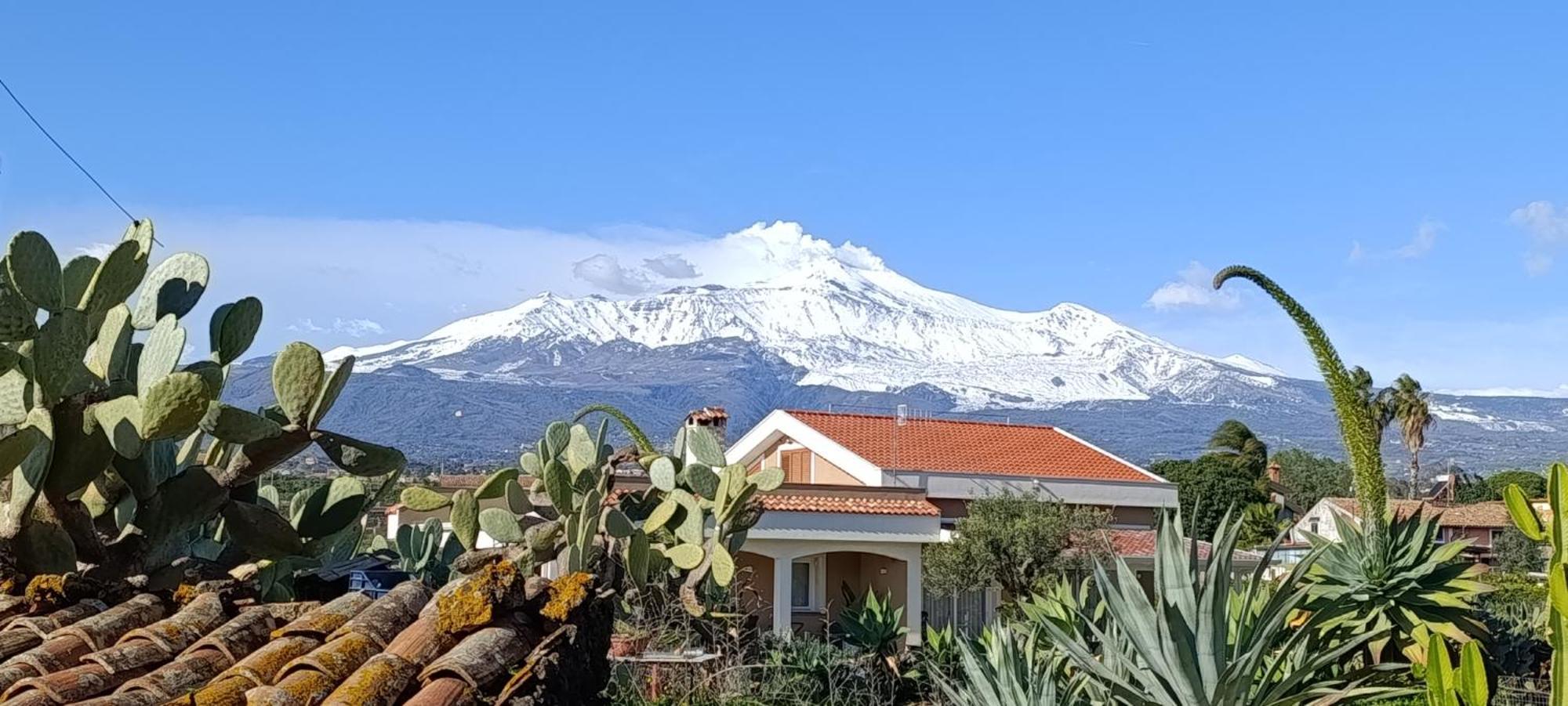 Casa Del Sole Con Vista Sull'Etna A 200 Mt Dal Mare Villa Acireale Kültér fotó